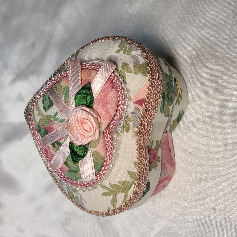 Heart Shaped Jewelry Box - Picture 5 of 5